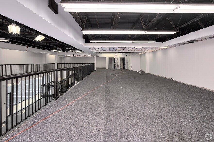 More Photos Of 6909 Old Keene Mill Rd, Springfield General Retail For Lease