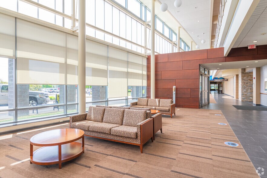 More Photos Of 239 Hurffville Crosskeys Rd, Sewell Medical For Lease