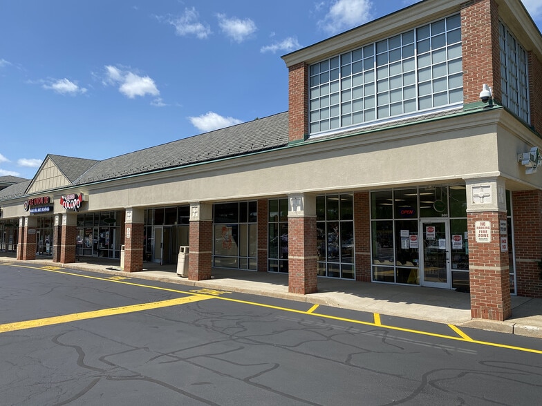 More Photos Of 814-860 Franklin Ave, Franklin Lakes Unknown For Lease