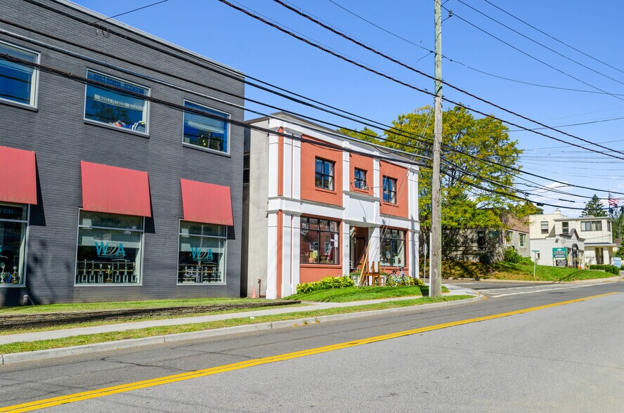 More Photos Of 342 Lexington Ave, Mount Kisco Light Distribution For Sale
