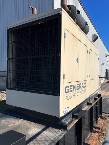 More Photos Of 500 N 72nd Ave, Wausau Distribution For Lease