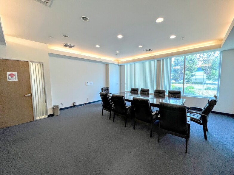 More Photos Of 1770 S Vineyard Ave, Ontario Warehouse For Sale