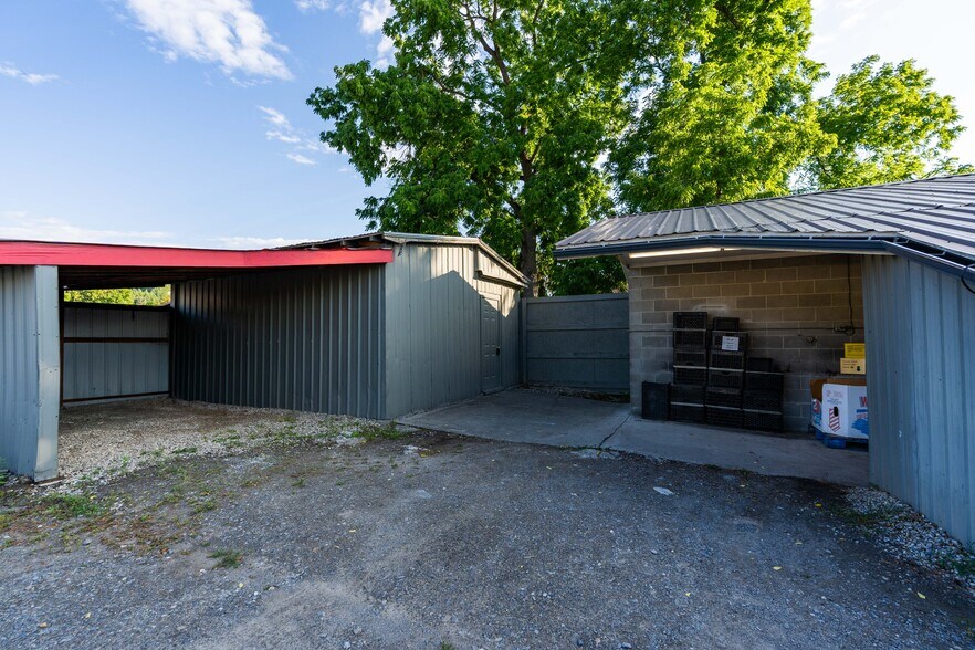 More Photos Of 6665 S Main St, Bonners Ferry Storefront Retail Office For Sale