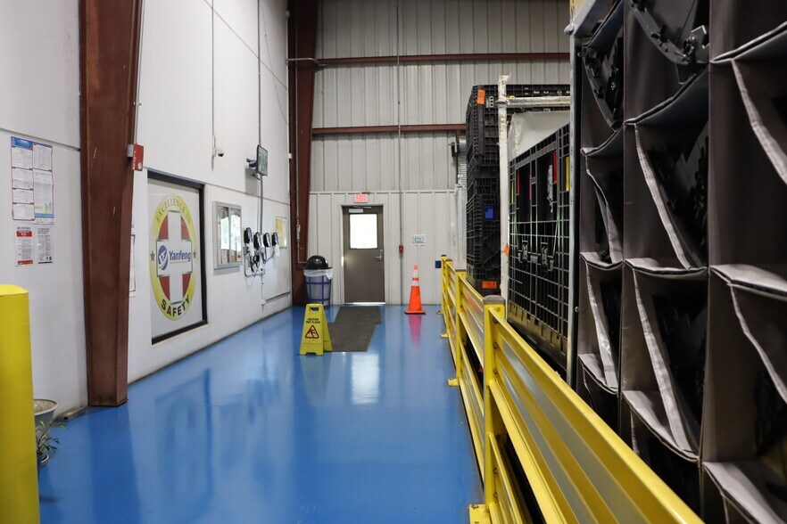 More Photos Of 7463 Bonnyshire Dr, Chattanooga Warehouse For Sale
