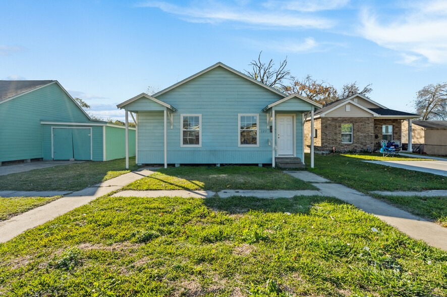 More Photos Of , Texas City Unknown For Sale