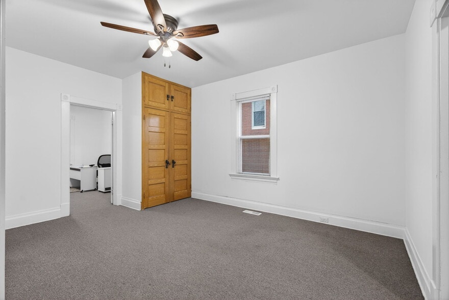 More Photos Of 1065 First Capitol Dr, Saint Charles Office For Lease