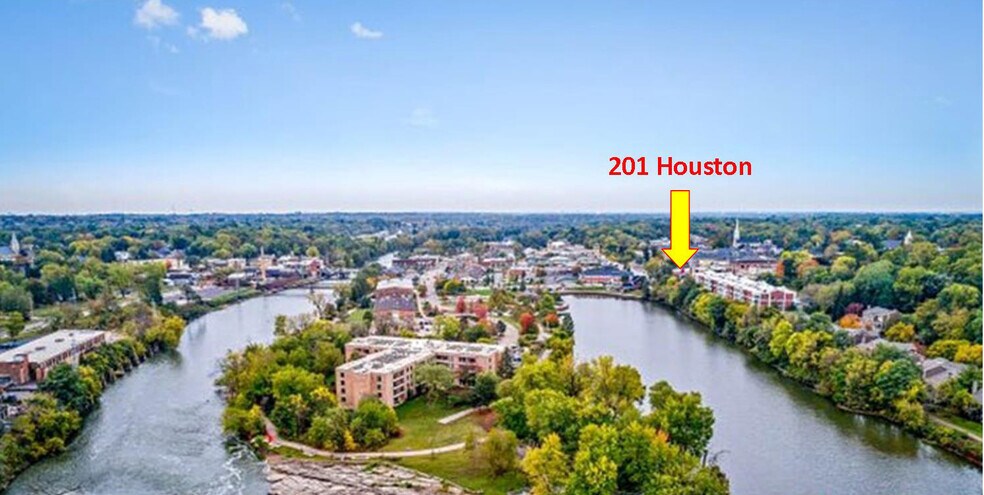 More Photos Of 201 Houston St, Batavia Office For Sale