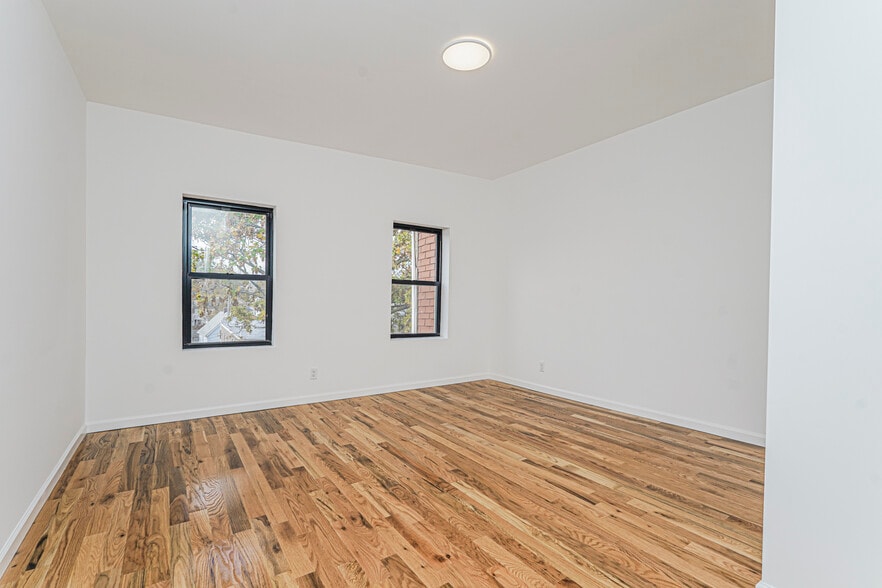 More Photos Of 1256 Bay St, Staten Island Apartments For Sale