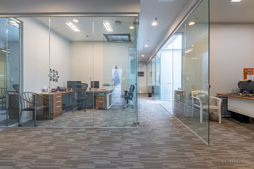 More Photos Of 1133 W Van Buren St, Chicago Medical For Lease