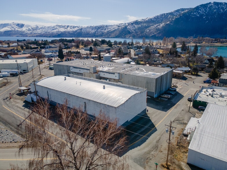 More Photos Of 135 Wapato Way, Manson Warehouse For Sale