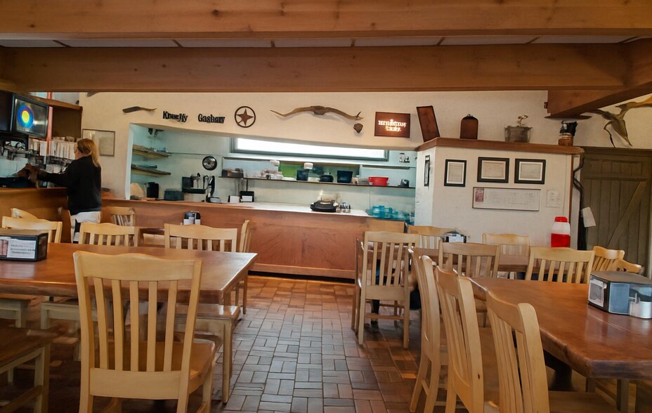 More Photos Of 814 E Highway 60, Monett Restaurant For Sale