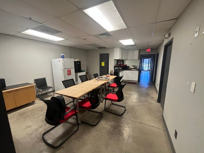 More Photos Of 540 Wharton Cir SW, Atlanta Warehouse For Lease