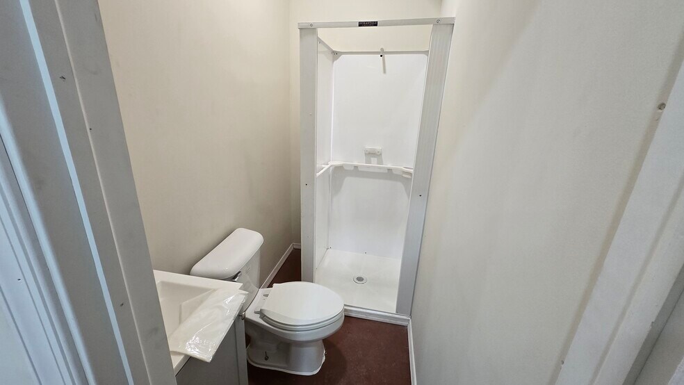 More Photos Of 592 Old Town Mall, Baltimore Storefront Retail Residential For Sale