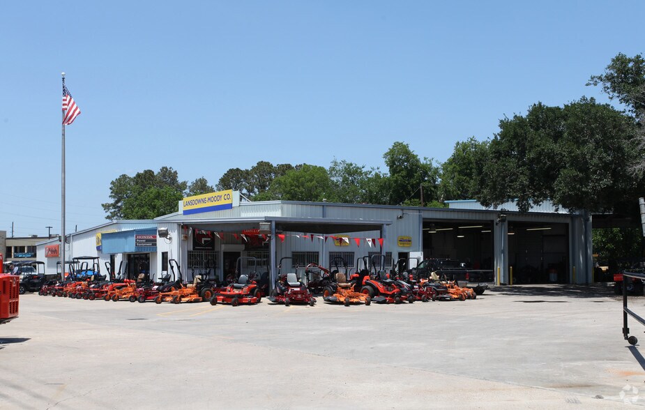 More Photos Of 23738 Northwest Fwy, Cypress Industrial For Sale