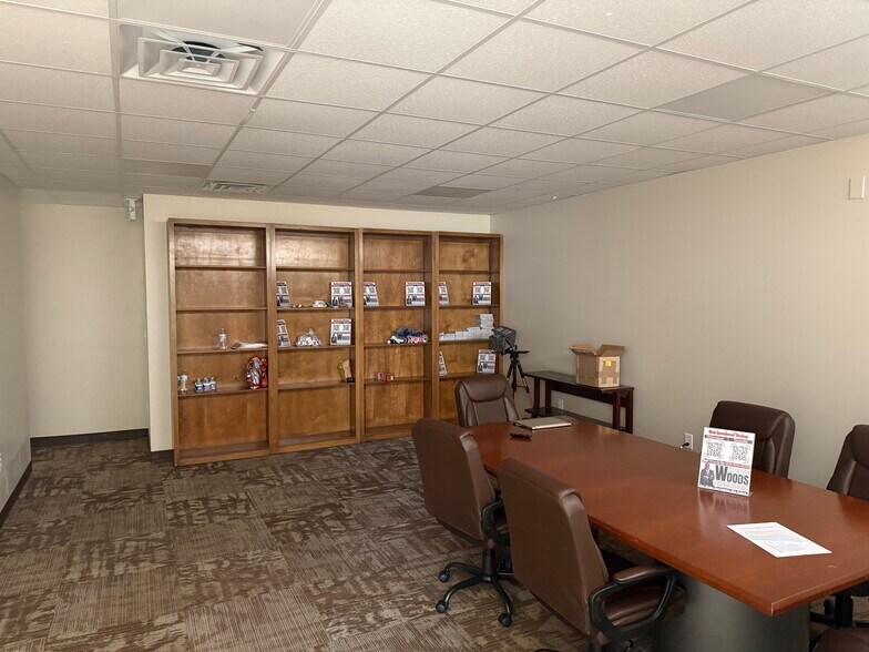 More Photos Of 524 Red Lane Rd, Birmingham Medical For Lease
