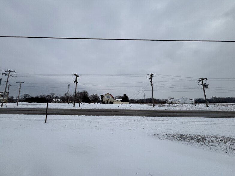 More Photos Of 8049 E 500 N, Leesburg Land For Sale