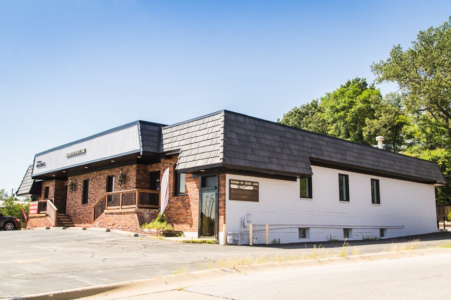 More Photos Of 10308 State Line Rd, Leawood Office For Lease