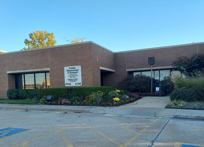 More Photos Of 6114-6116 E 61st St, Tulsa Medical For Lease