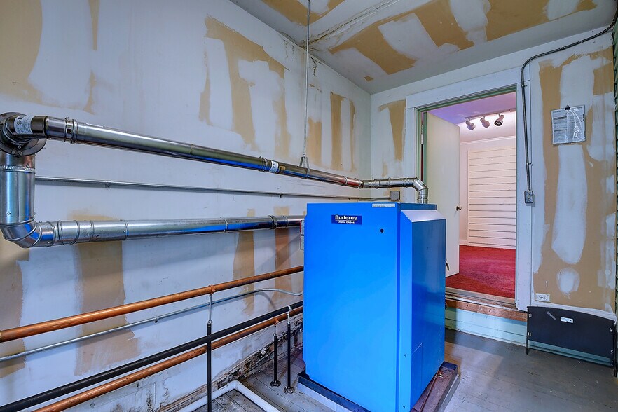 More Photos Of 201 Meadow St, Naugatuck Office For Sale