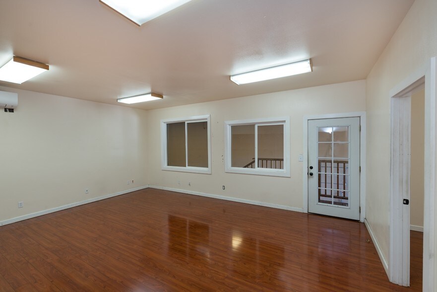 More Photos Of 3083 Aukele St, Lihue Warehouse For Lease