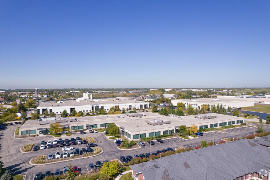 More Photos Of 2350 Ravine Way, Glenview Medical For Lease