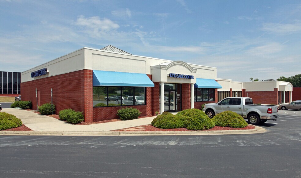 More Photos Of 817 Tiffany Blvd, Rocky Mount Storefront Retail Office For Sale