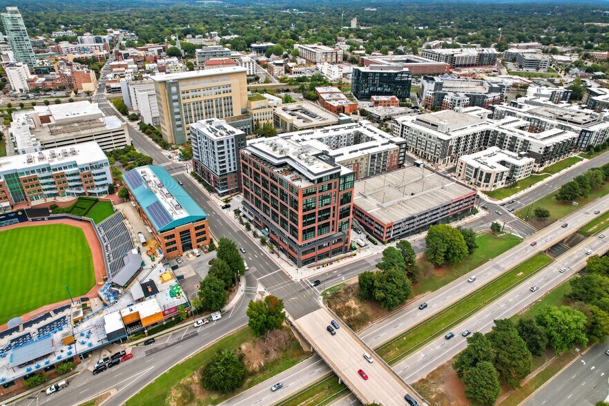 More Photos Of 555 S Mangum St, Durham Office For Lease