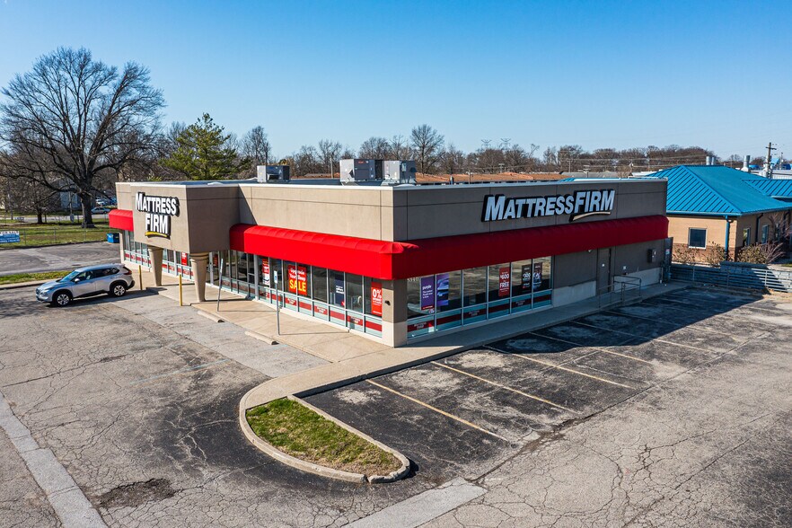 More Photos Of , Louisville General Retail For Sale