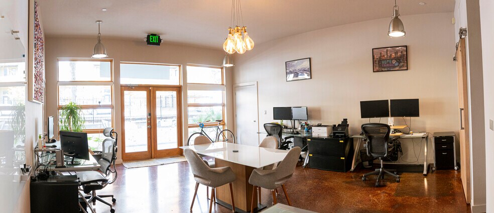 More Photos Of 1601 E 5th St, Austin Apartments For Lease