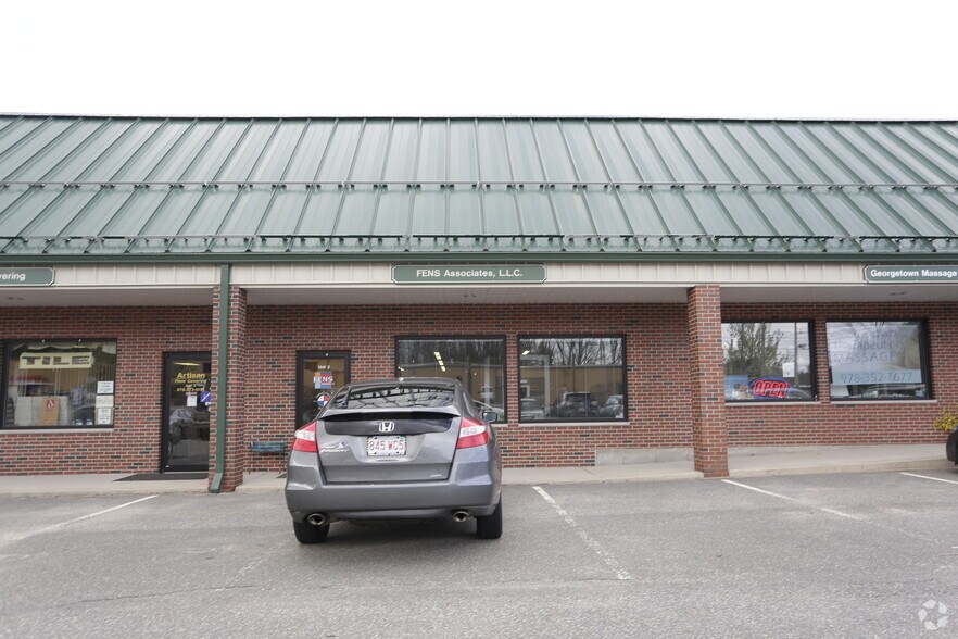 More Photos Of 939-941 Salem St, Groveland Storefront Retail Office For Sale