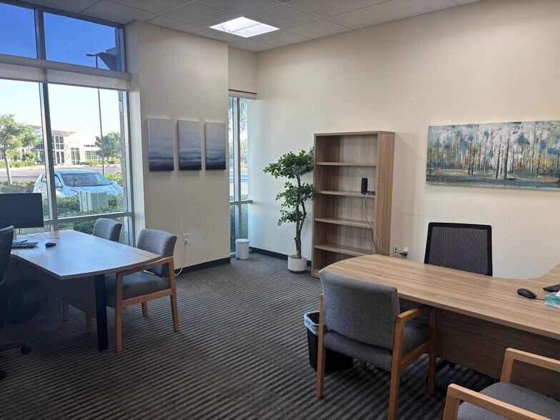 More Photos Of 2780 Gateway Rd, Carlsbad Office For Lease