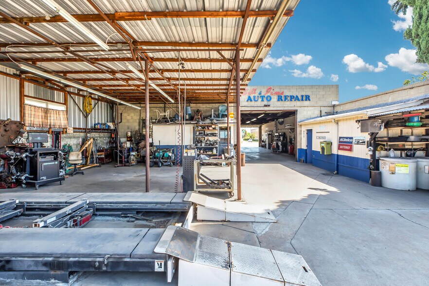 More Photos Of 12211 Hadley St, Whittier Auto Repair For Sale