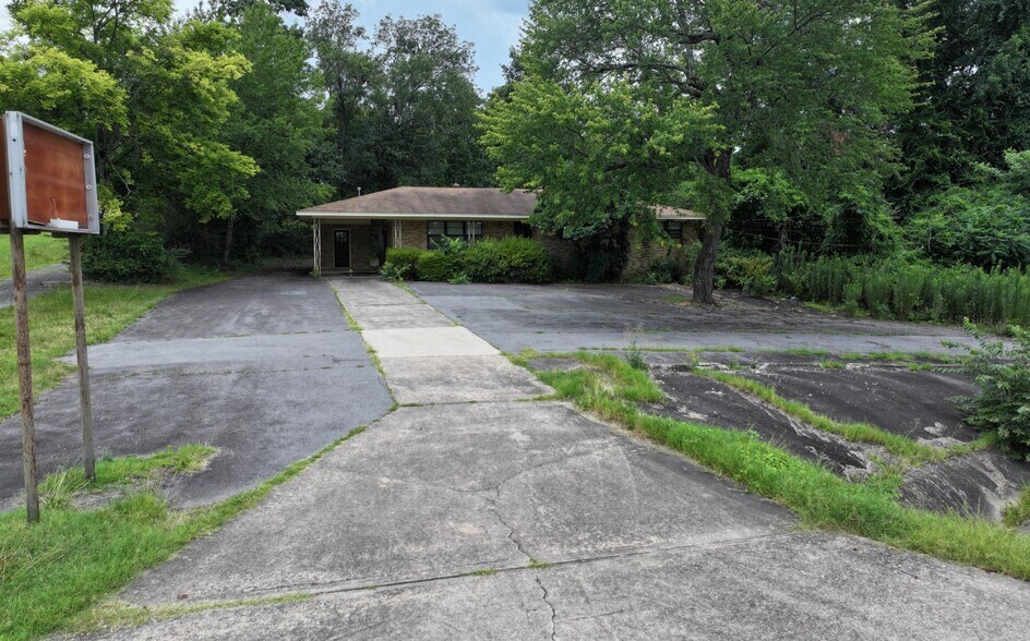 Primary Photo Of 7603 Highway 107, North Little Rock Office For Sale
