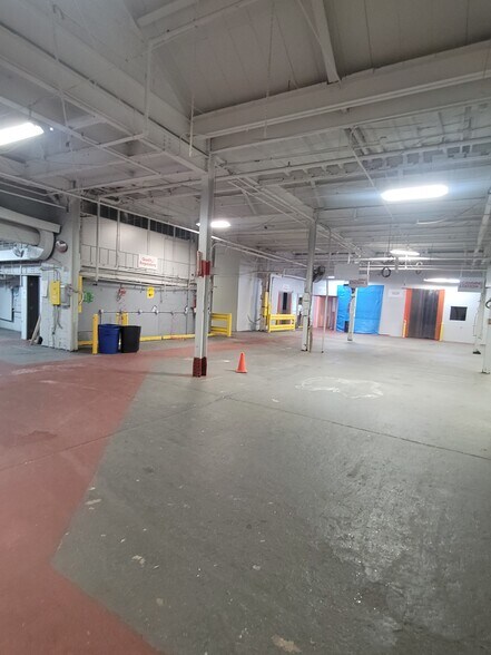 More Photos Of 555 E 242nd St, Bronx Industrial For Sale