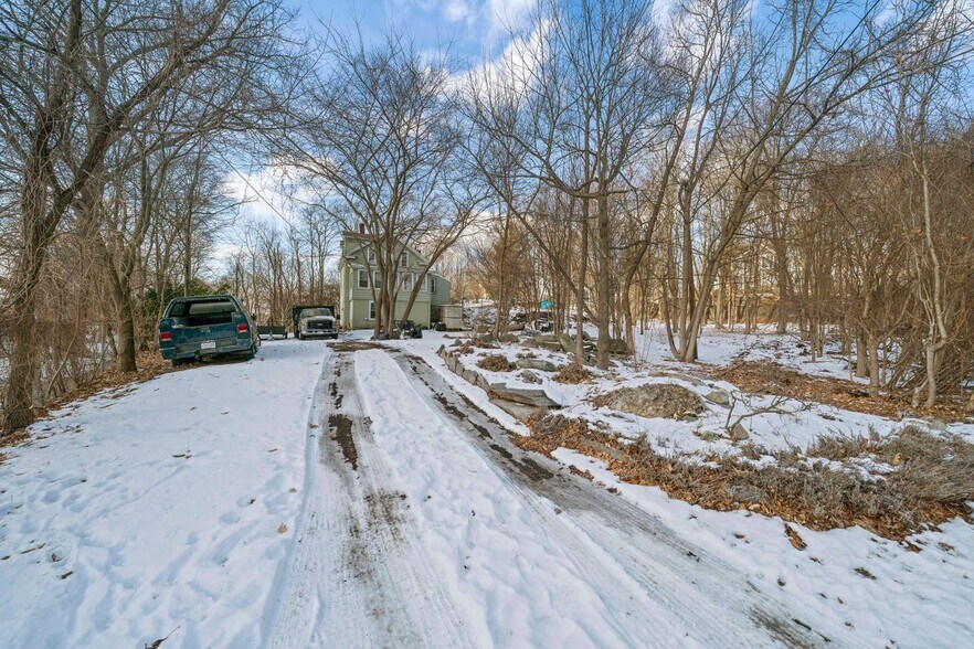 More Photos Of 66 Rockland Pl, Newton Land For Sale