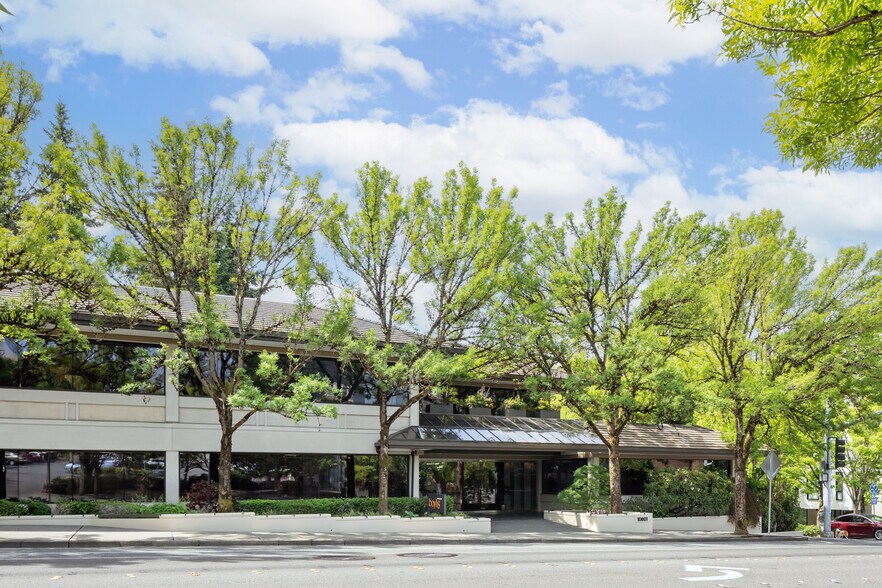 Primary Photo Of 10801 Main St, Bellevue Office For Lease
