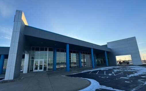 More Photos Of 3939 W Chelsea Rd, Monticello Auto Dealership For Sale