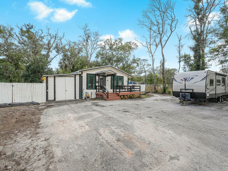 More Photos Of 1420 Seminola Blvd, Casselberry Industrial For Sale