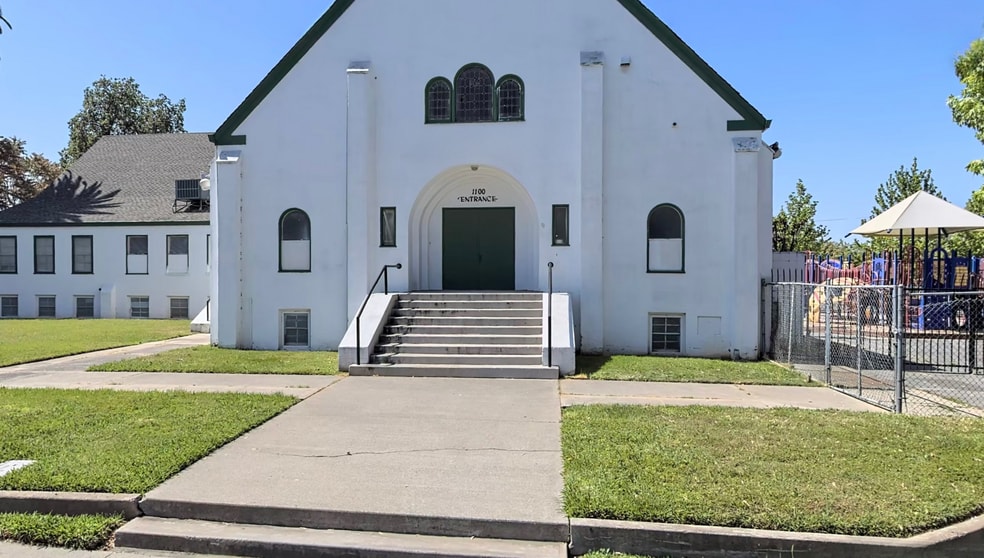 Primary Photo Of 1100 Las Palmas Ave, Sacramento Religious Facility For Sale