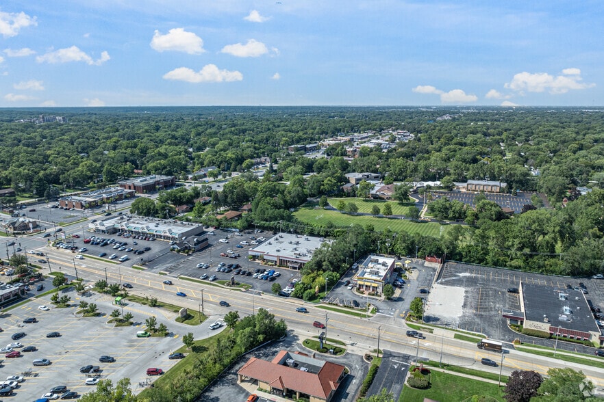 More Photos Of 7110-7130 W 127th St, Palos Heights Medical For Lease