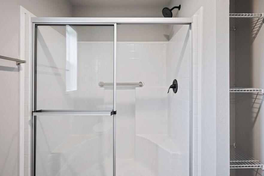 More Photos Of 52663 Drafter Rd, La Pine Manufactured Housing Mobile Home Park For Sale