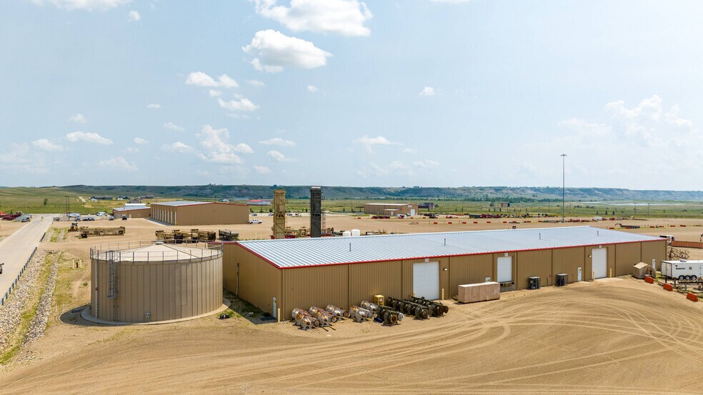 More Photos Of 611 37th Ave SE, Williston Warehouse For Sale