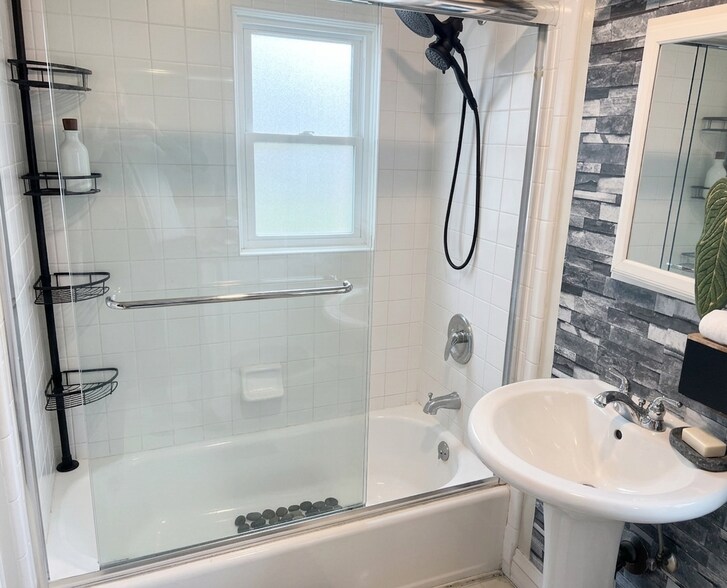 More Photos Of 34 W 38th Ave, San Mateo Multifamily For Sale