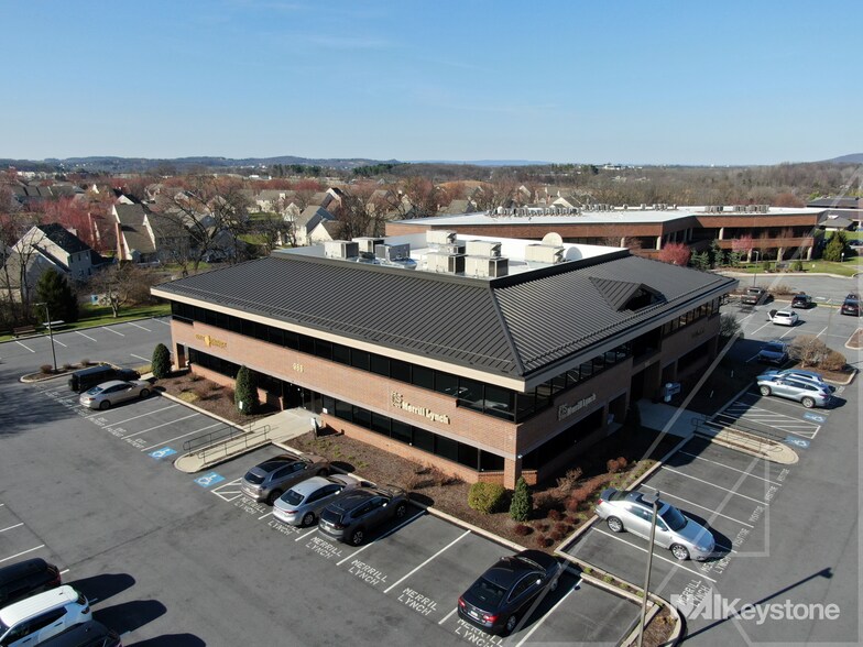 More Photos Of 985 Berkshire Blvd, Wyomissing Medical For Lease