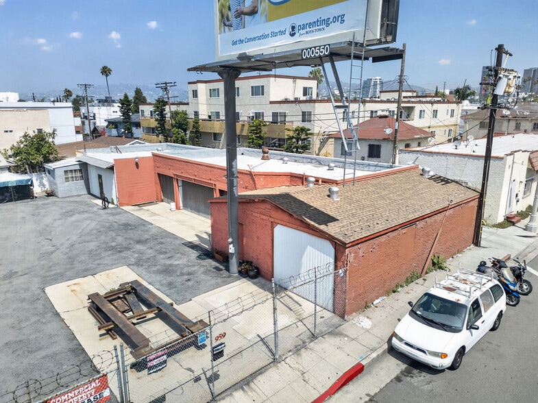 More Photos Of 959 Gower St, Los Angeles Auto Repair For Lease