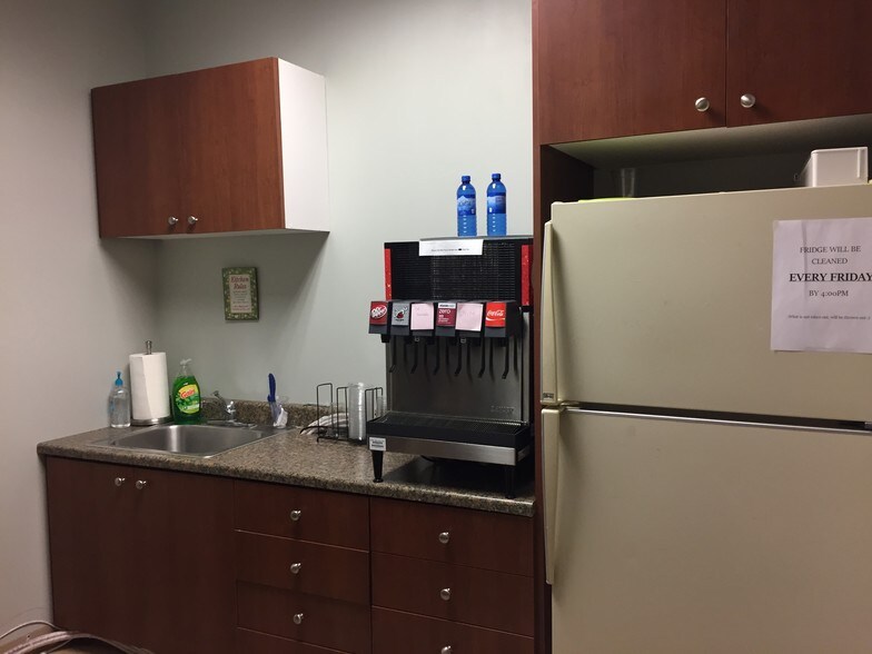More Photos Of 480-518 W 800 N, Orem Medical For Lease