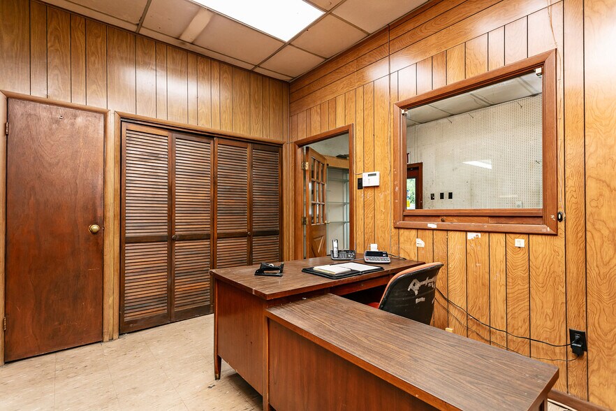 More Photos Of 500 E Main St, Lebanon Land For Sale