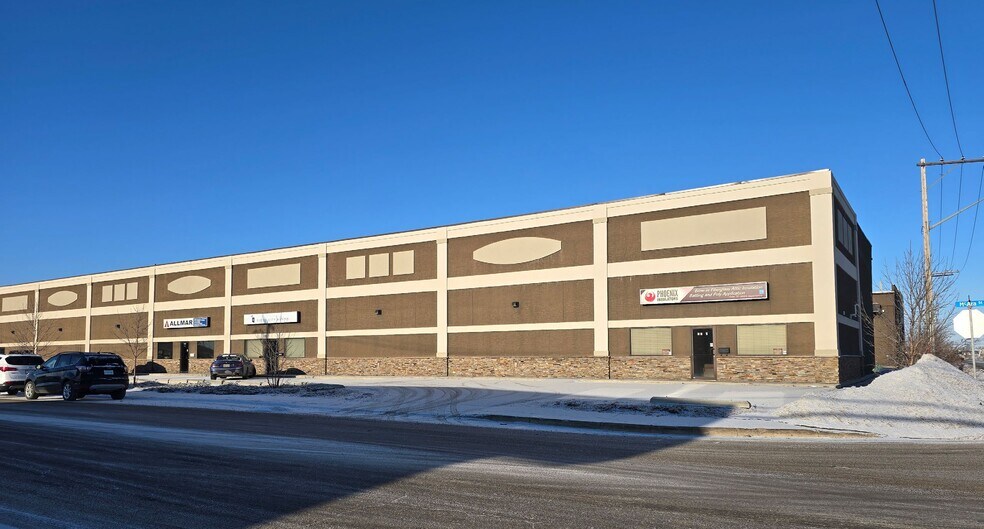 Primary Photo Of 1620 Mcara St, Regina Warehouse For Lease