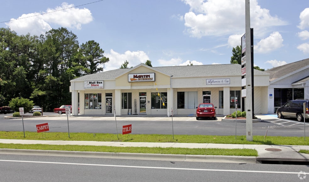 More Photos Of 1468 SW Main Blvd, Lake City Freestanding For Sale