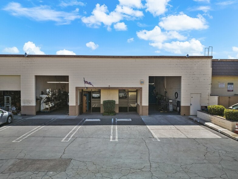 More Photos Of 12455 Branford St, Pacoima Warehouse For Sale